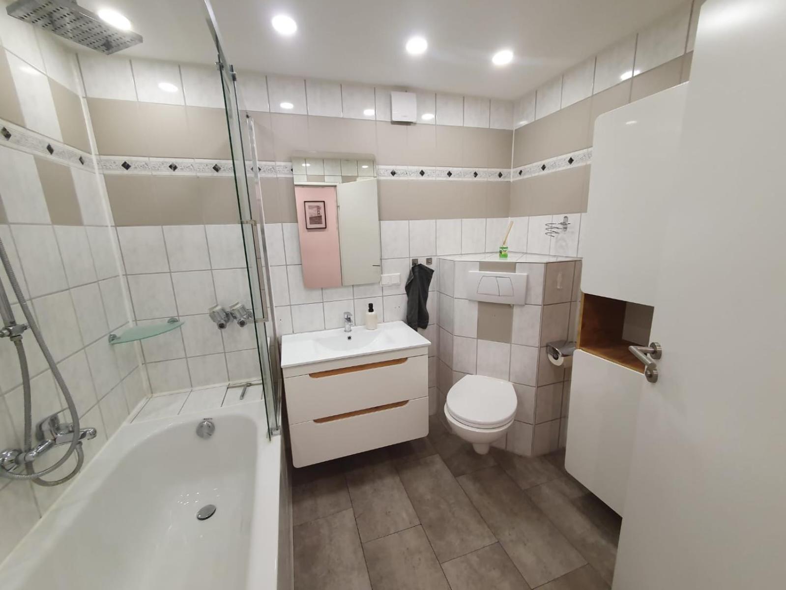 Moebeliertes Wohnen Auf Zeit Am Yachthafen Apartment Bremerhaven Bagian luar foto